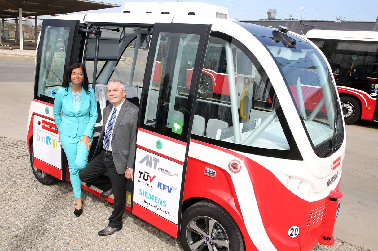 Bécs tényleg nem Budapest: 2019-től önvezető busz is viheti az utasokat