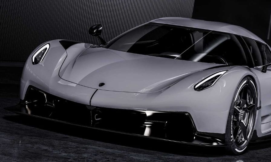 A Koenigsegg svéd hiperautóhoz van egy opció, ami önmagában 130 millió forintba kerül