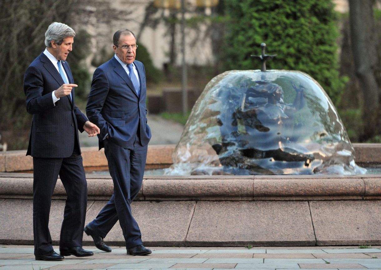 Diadalmenetnek tűnik John Kerry látogatása Putyinéknál