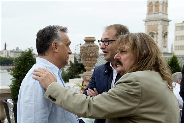 Mándoki László: Irigylik Magyarországot Orbán Viktor sikerei miatt