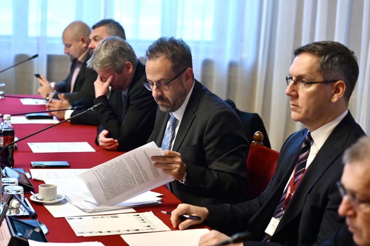 A furcsa mai hírek után Varga Mihály gyorsan ígéretet tett az állampapír-tulajdonosoknak