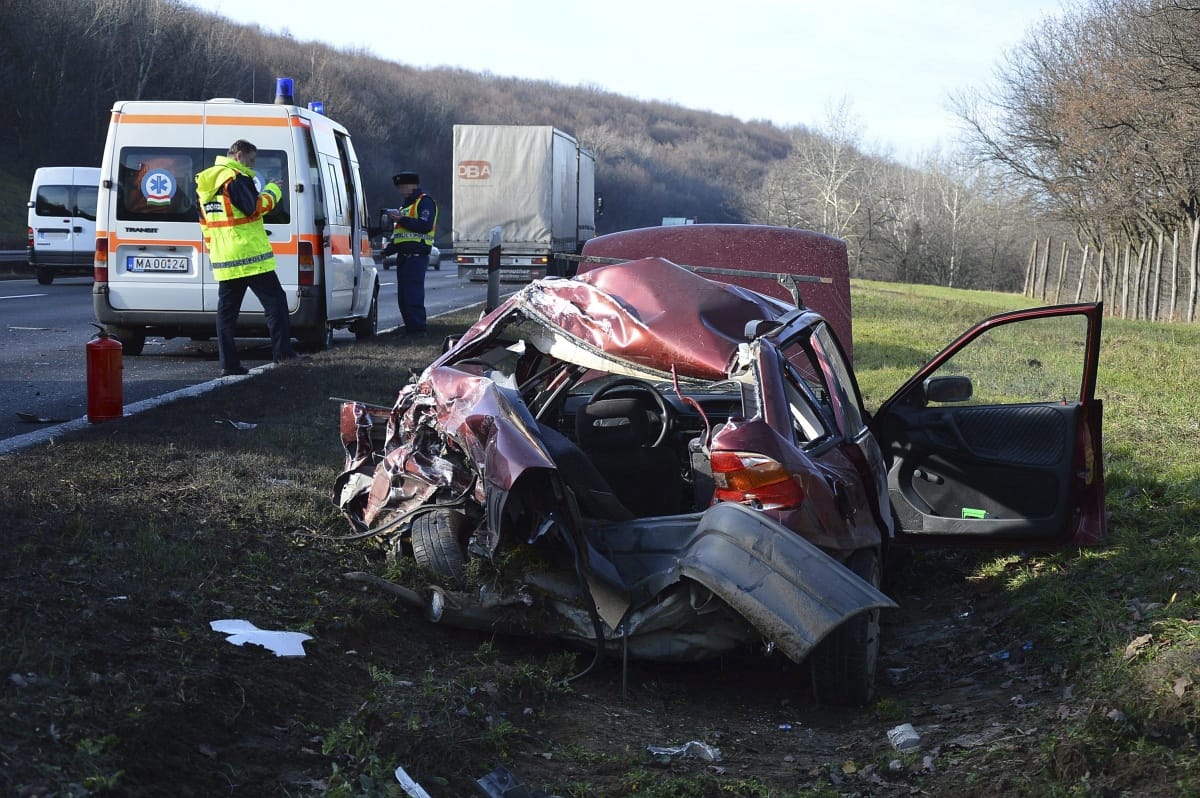 Fotó: ezért volt lezárva az M3-as