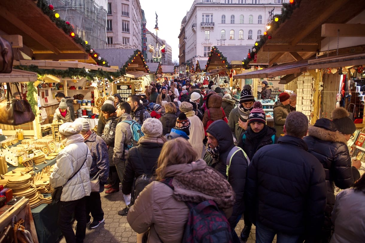 Megnyílt a karácsonyi vásár Budapesten
