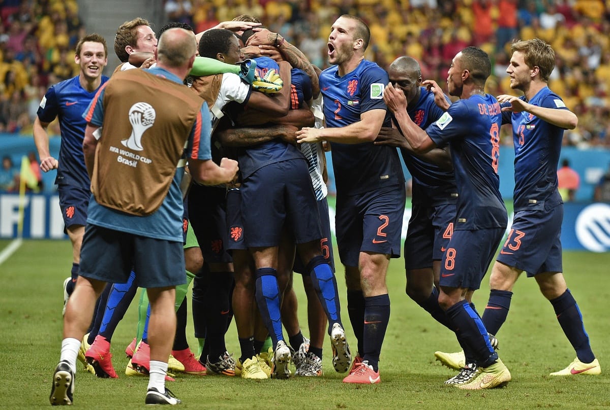 Hollandia is simán verte a brazilokat, övék a bronzérem