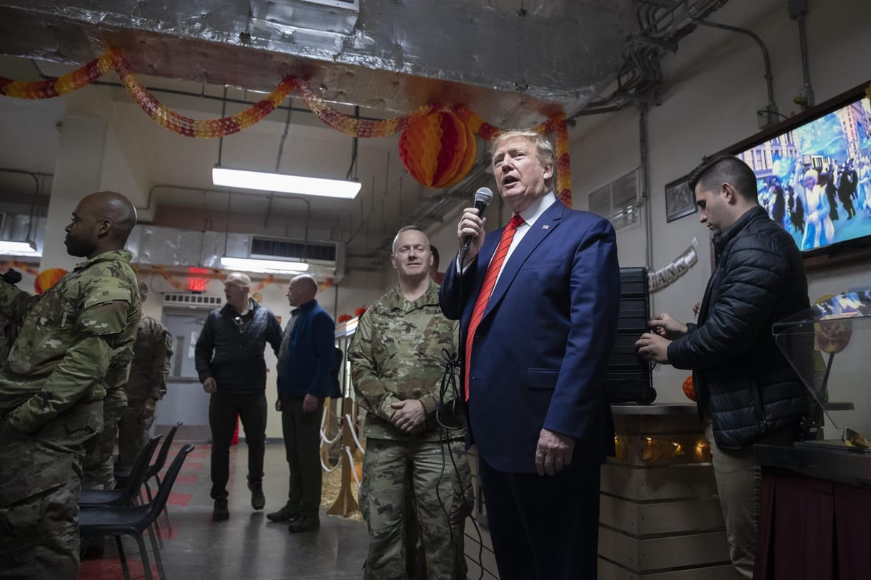Trump egyszer csak Afganisztánban termett
