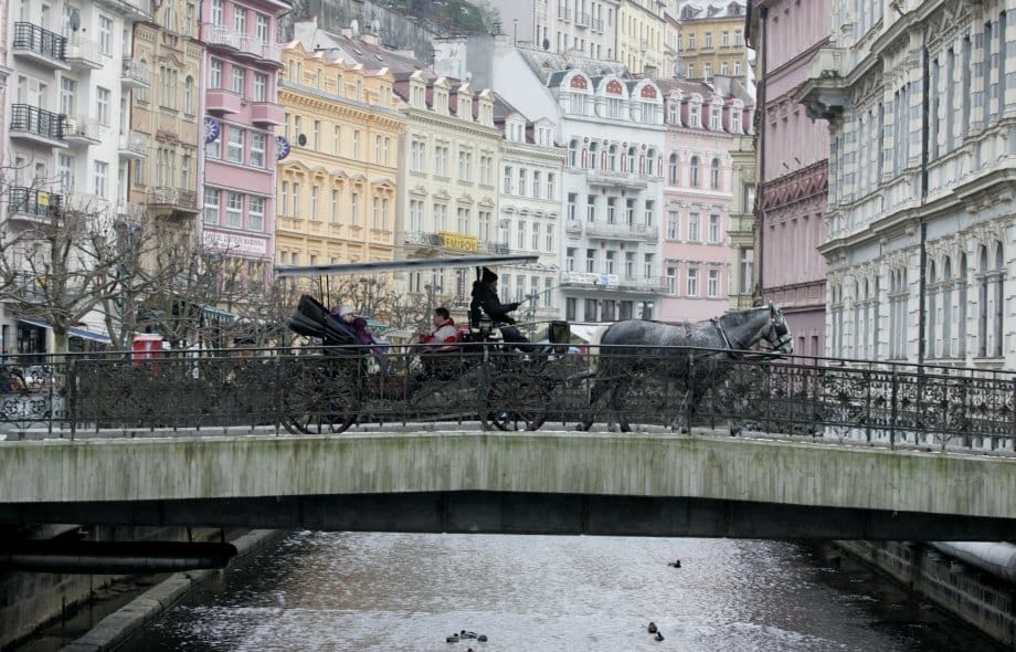 Karlovy Vary készül a nemzetközi filmfesztiválra