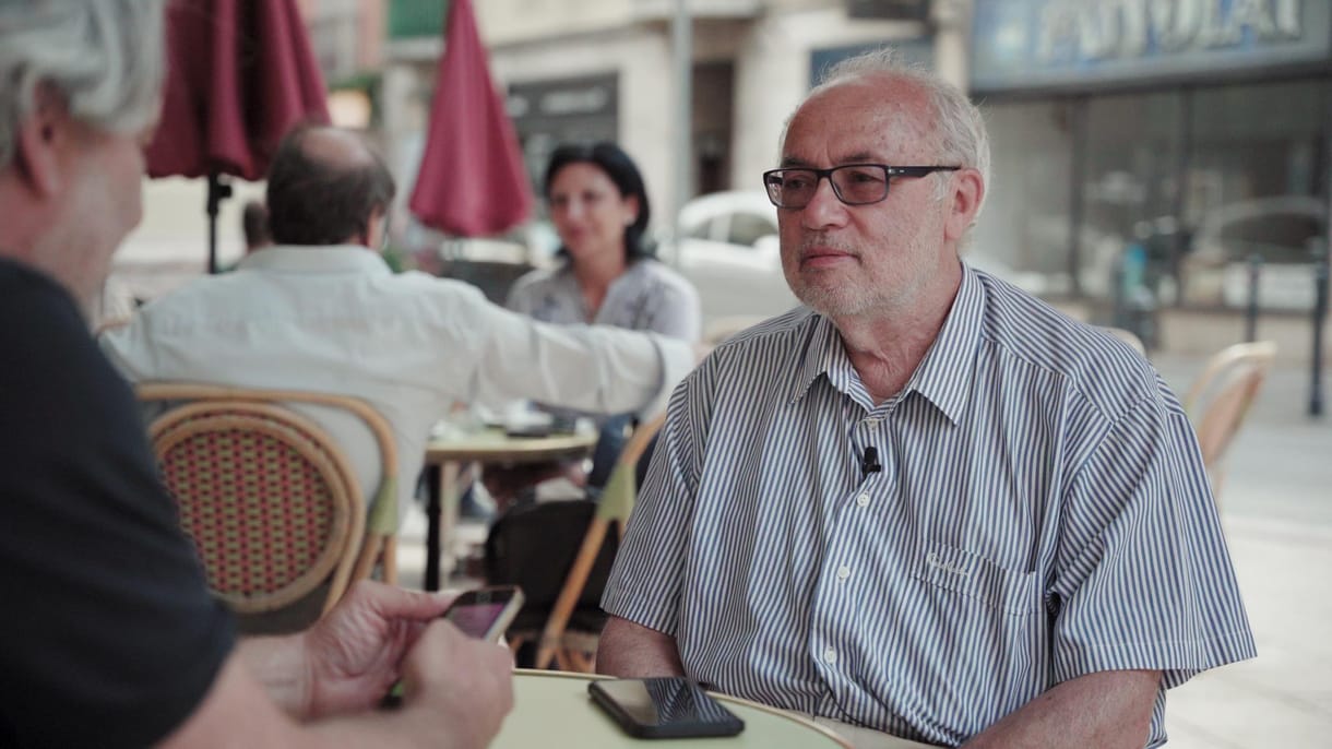 Legalább tízféle vakcina lesz, de a nagy kérdés, hogy vajon meddig védenek? – Falus András a HVG Teraszon