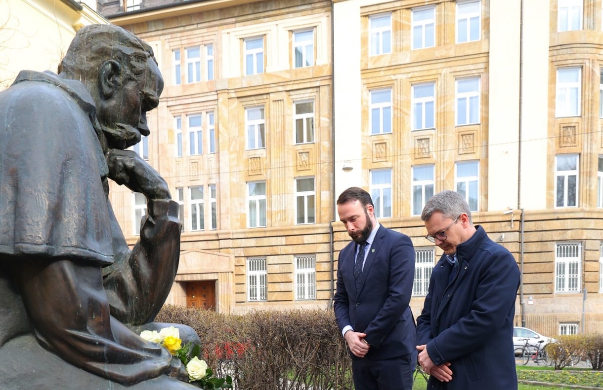 Az Ukrán függetlenség tere nevet kaphatja egy névtelen közterület a II. kerületben
