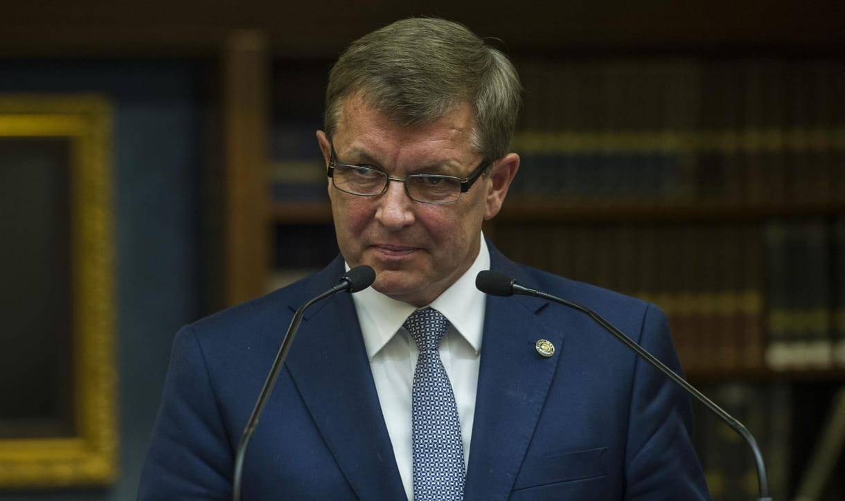 Matolcsy megnyugtatta a piacokat, egy gyors zuhanás után újra erősödik a forint