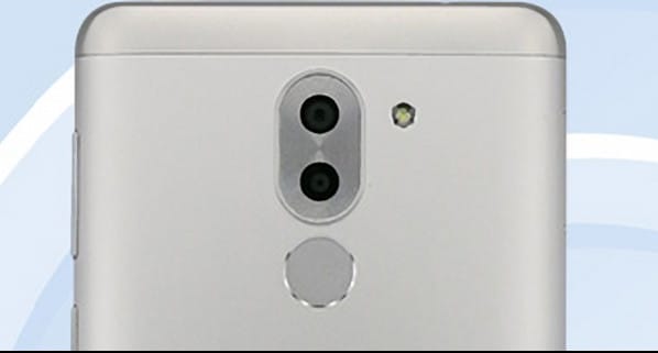 Nem baj, ha nem telik luxusra: pénztárcabarát duplakamerás telefon érkezik