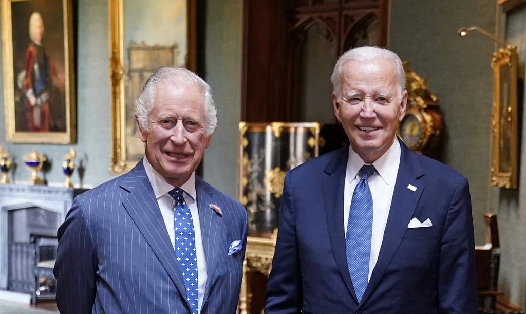 A rákkal kezelt III. Károly király is üzent Joe Bidennek a rákdiagnózisa után