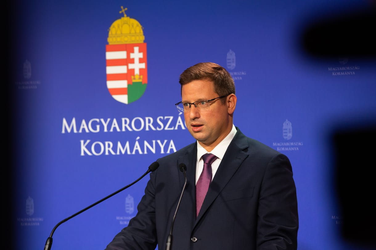 Kormányinfó: Munkáshitel és magasabb minimálbér lesz, kormányátalakítás nem