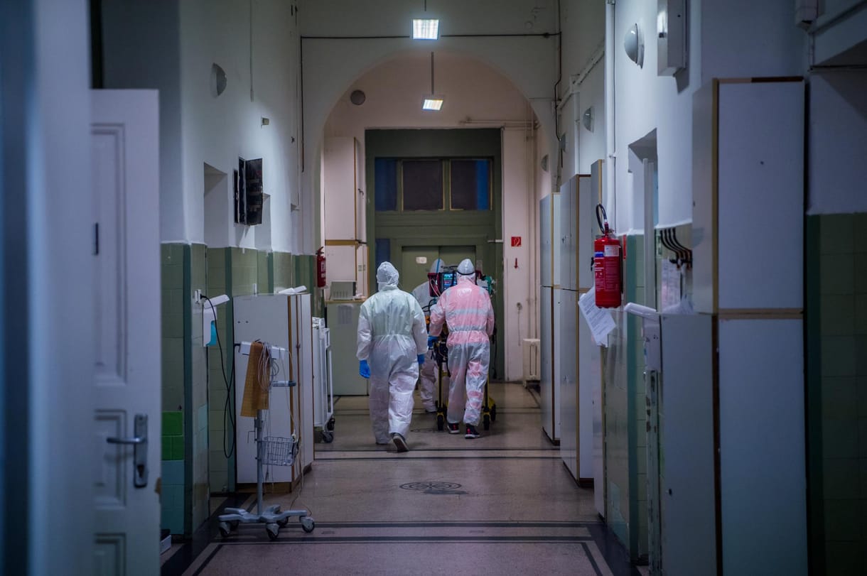 25 éves mélyponton volt az egészségügyi büdzsé, mielőtt jött a járvány