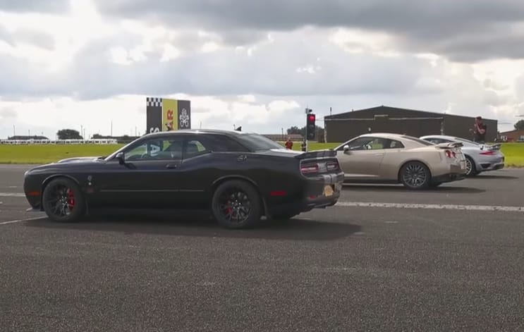 Kultúrák harca: egymás ellen a Nissan, a Porsche és a Dodge – videó