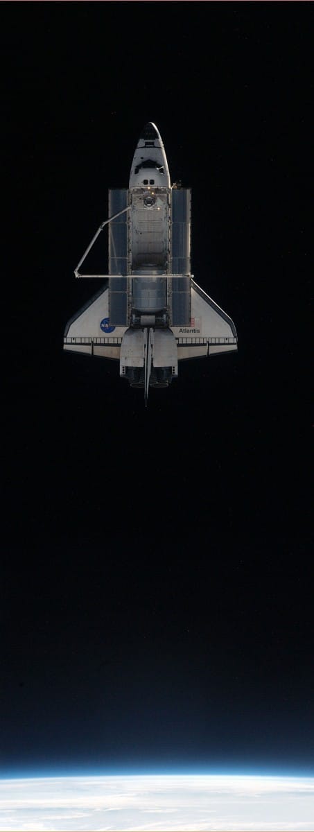 Fotó: utoljára csatlakozott le az ISS-ről az űrsikló