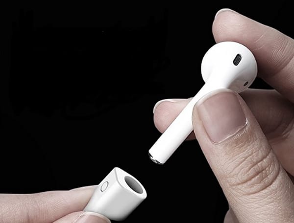 Ilyen lehet a vezeték nélküli AirPods, ha mégis csak kábeles