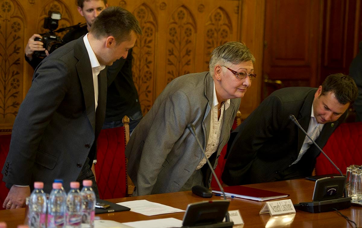 Németh Lászlóné vette az első két akadályt