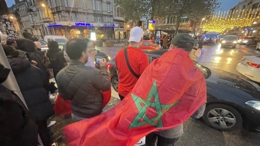 Autókat gyújtogattak Brüsszelben, miután Marokkó legyőzte Belgiumot