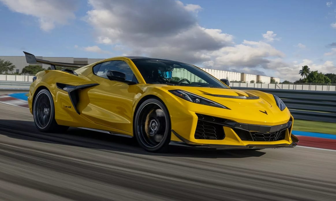 Az 1079 lóerős új Corvette porig alázza a riválisait – videó