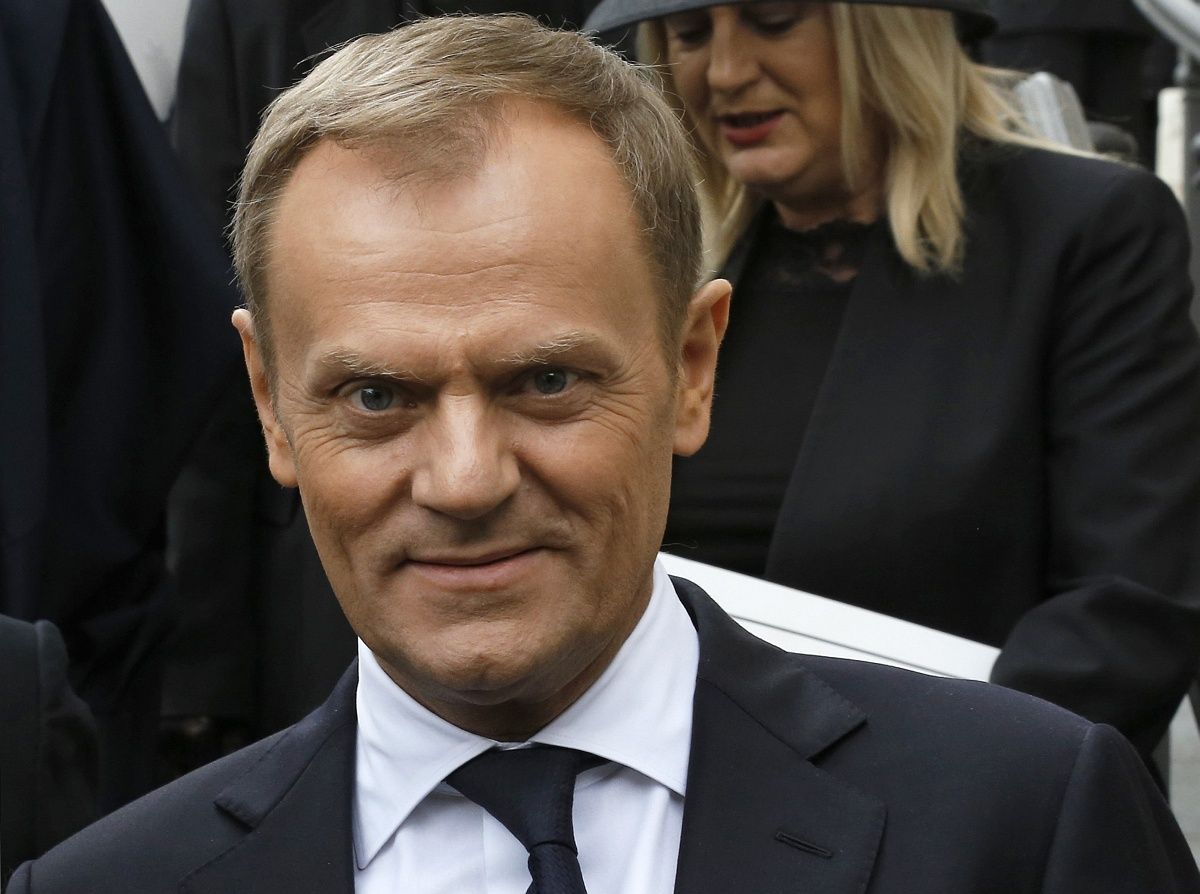 Tízezrek tüntetnek Varsóban a Tusk-kormány ellen