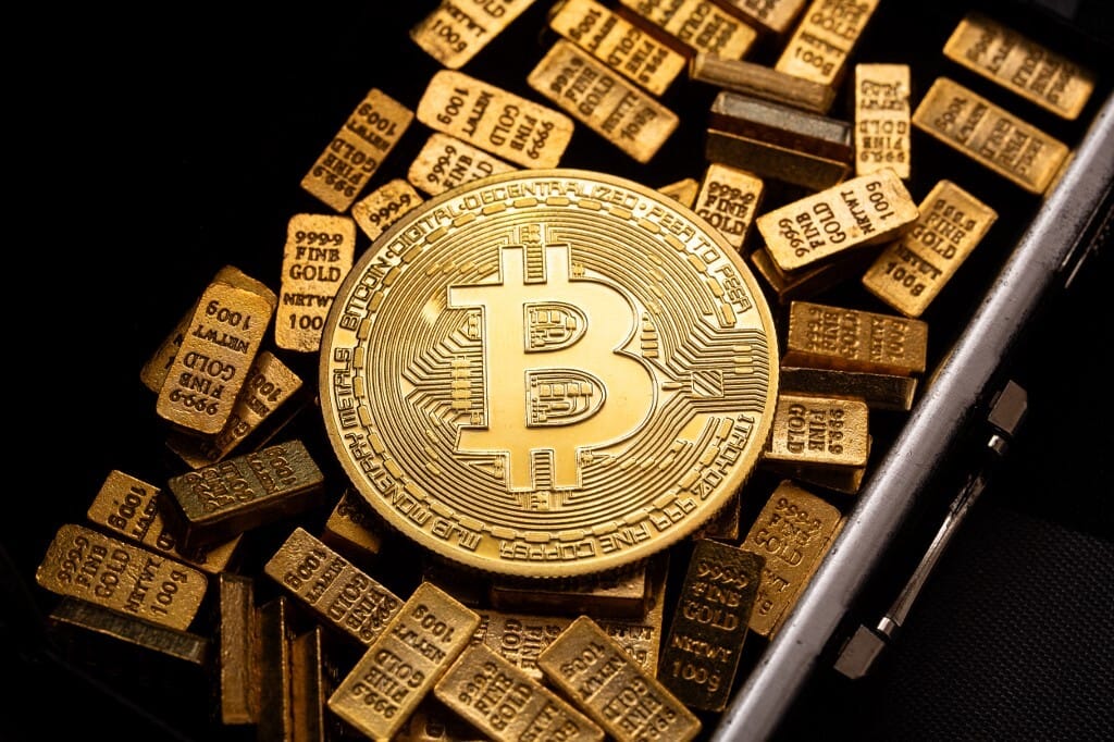 A kriptopiacra is átcsaptak a tőzsdei pánik hullámai, féléves mélyponton a Bitcoin