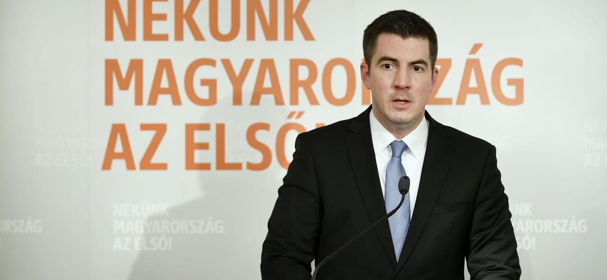 A tisztségeik elvesztésével fenyegeti a DK-sokat Kocsis Máté