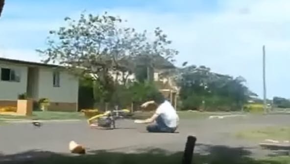 Kismotorral is lehet iszonyatosat esni – videó