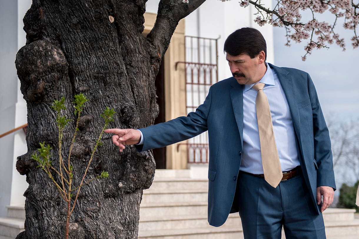 Áder aláírta a veszélyhelyzet megszüntetéséről szóló törvényt
