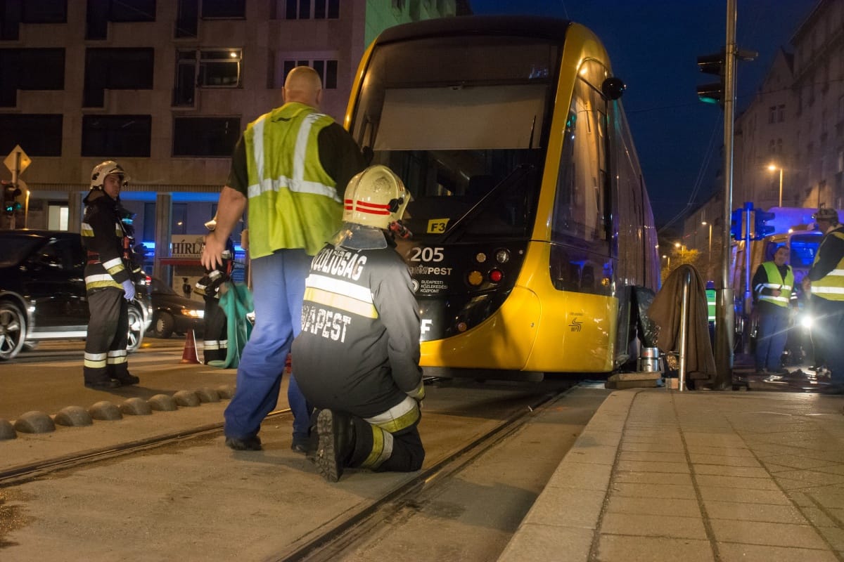 Egy végzetes gázolás miatt a villamosok lánchídi alagútjához is hozzányúlhatnak