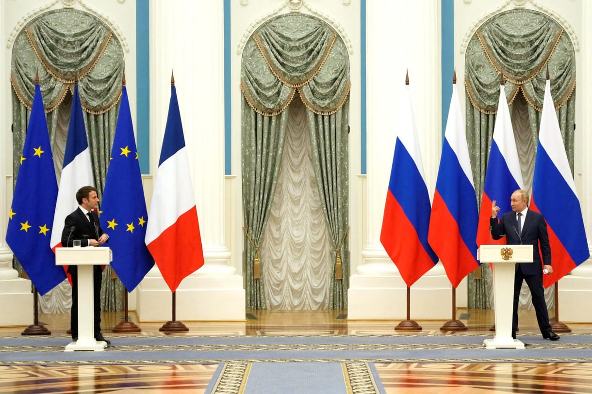 Egyetértésre jutott Macron és Putyin Ukrajnával kapcsolatban