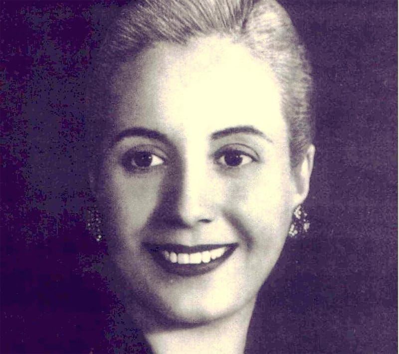 Lyukat fúrtak Evita koponyájába halála előtt 