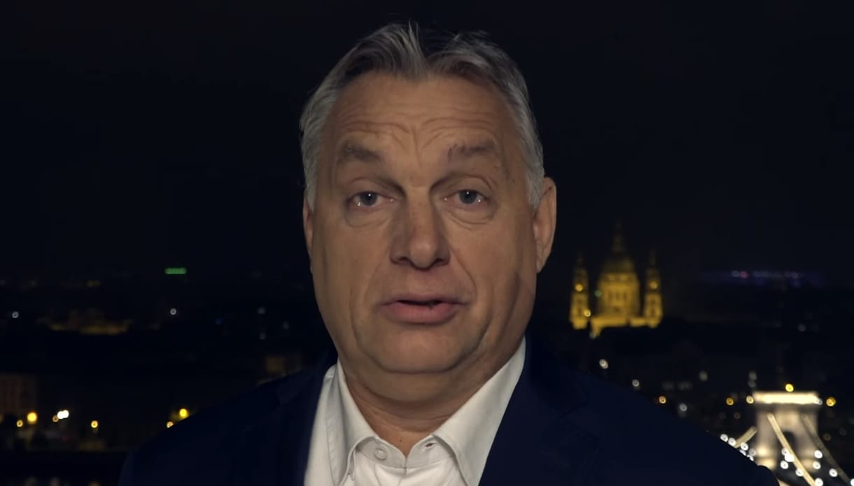 Orbán a teraszáról figyelte, ahogy elcsitul a budapesti forgalom