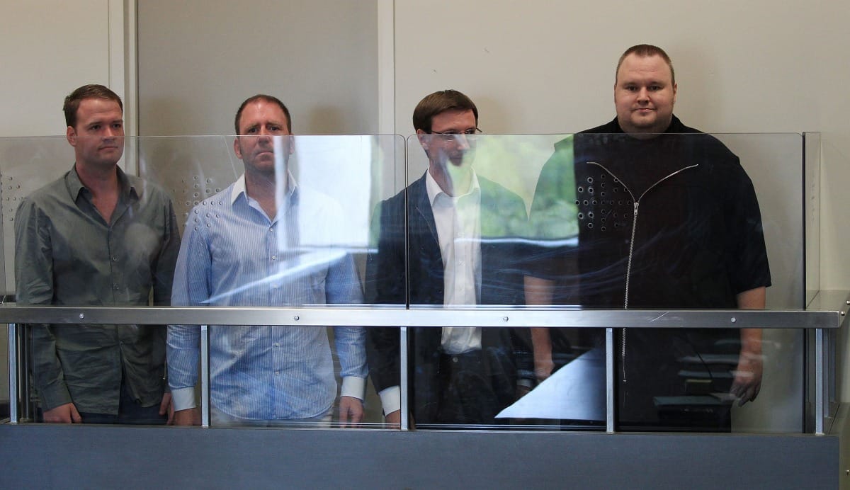 Szabadlábon védekezhet a Megaupload-alapító 