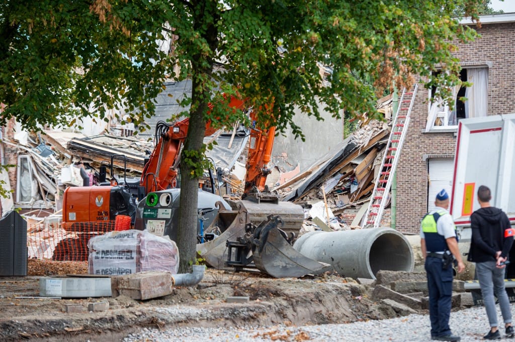 Robbanás volt Antwerpenben, három épület összeomlott