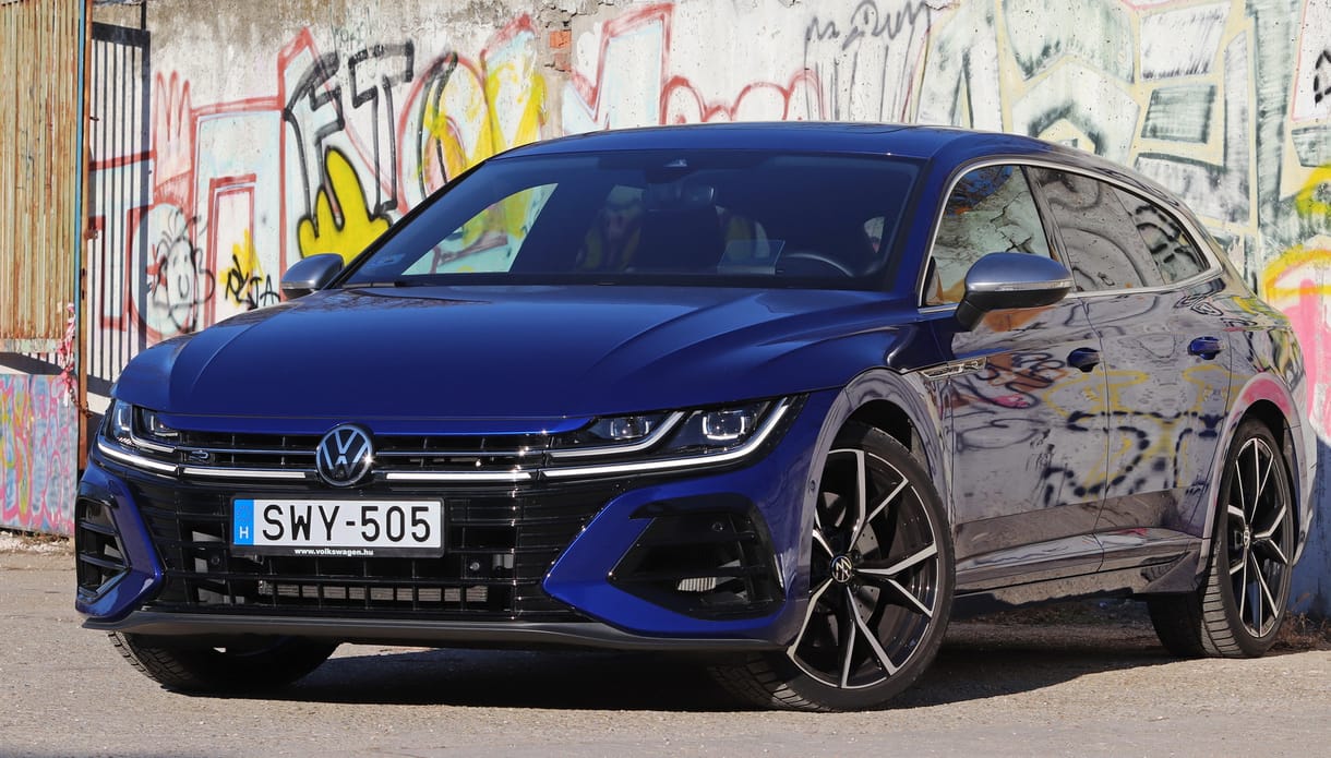 Kék kaméleon: meghajtottuk a 320 lovas VW Arteon R sportkombit