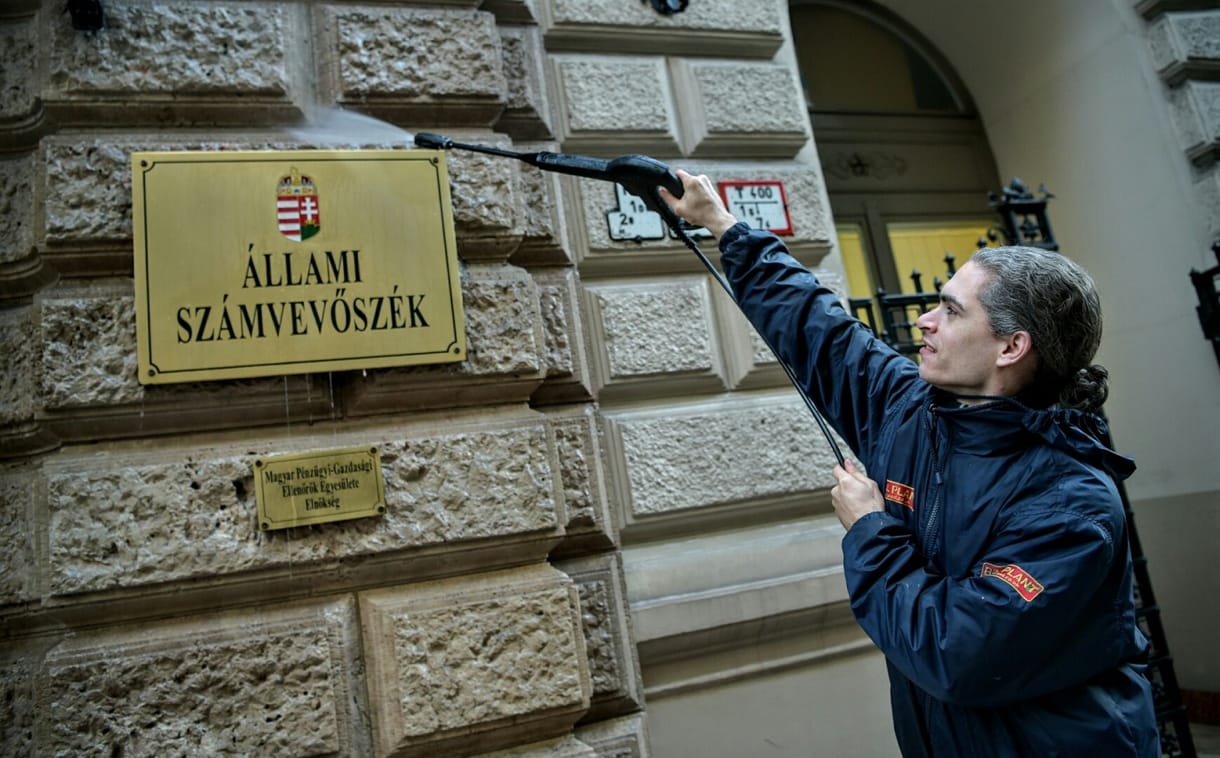 Számvevőszéki törvény: az Országgyűlés enged a köztársasági elnöknek