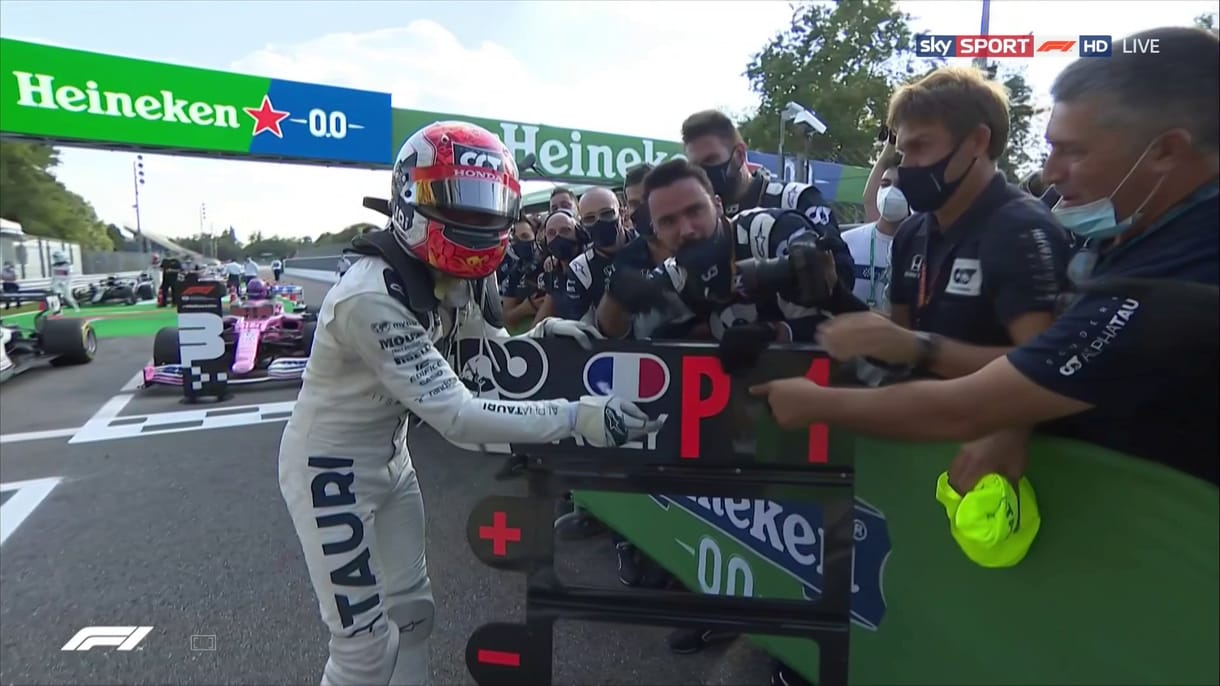 Piros zászló után óriási meglepetésre Pierre Gasly nyerte az Olasz Nagydíjat