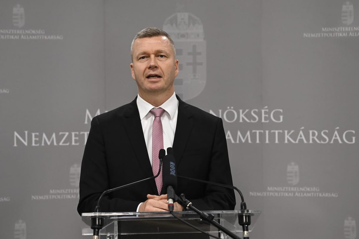 Szeretettel Pozsonyból: Taslit kapott a nagypolitika, sikeres, de repedezik a magyar pártok szövetsége