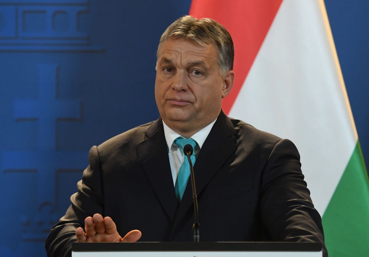 NYT: Orbán puha autokráciába tolta és a csókosok államává tette Magyarországot