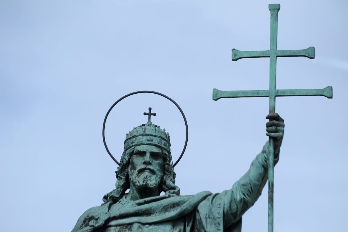 Szent Istvánra emlékeztek, de terrorizmusról, olimpiáról és bevándorlásról beszéltek a politikusok