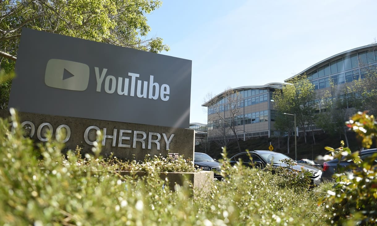 Azonosították a YouTube-központ támadóját