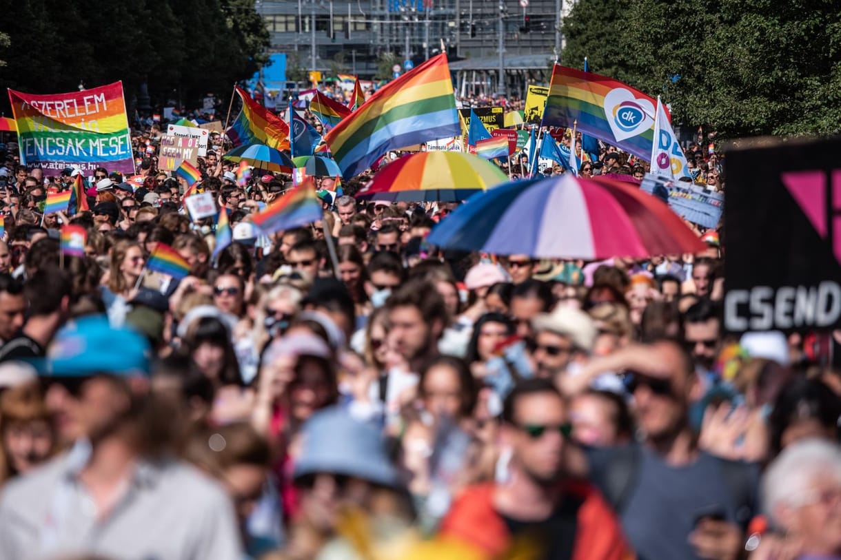 Az Európai Parlament is beszáll a magyar homofóbtörvénnyel szemben indított perbe