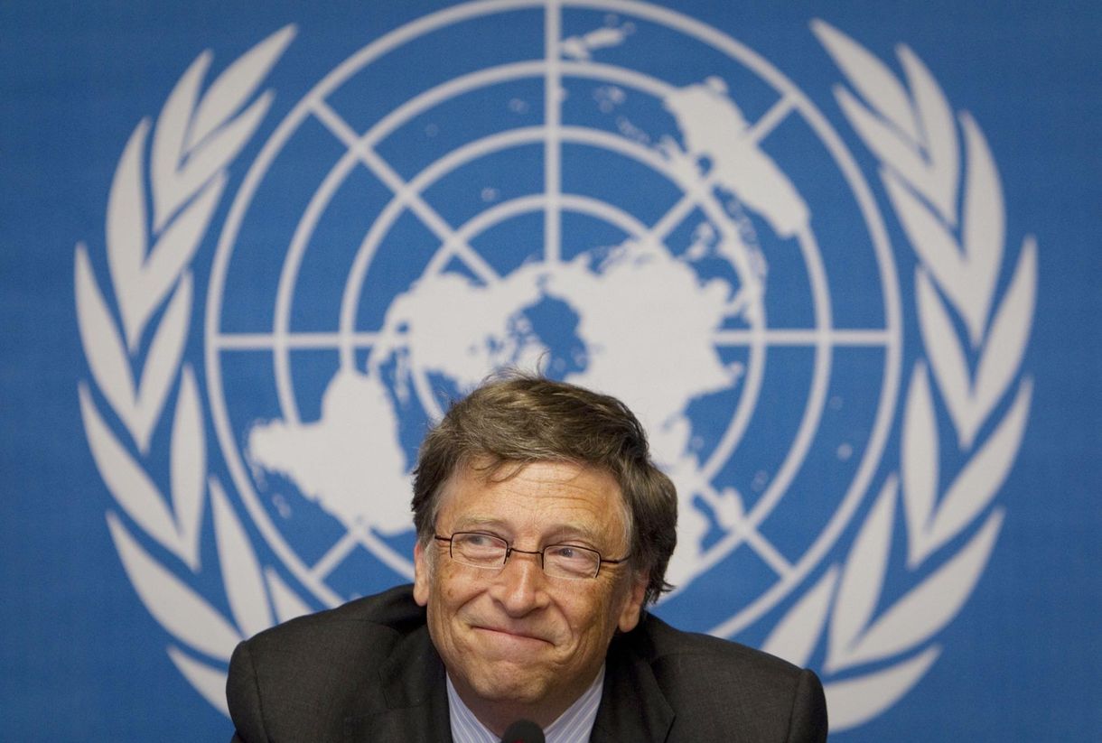 Ezt lapozgatja Bill Gates a reggeli kávé mellé