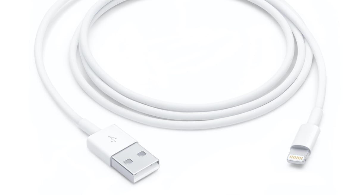 Töltőkábel sem lesz az iPhone-ok dobozában?