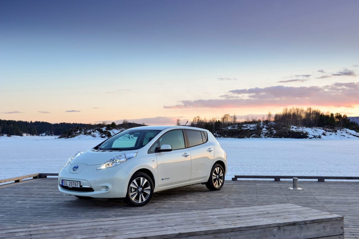 Norvégiában az elektromos Nissan lenyomta a hagyományos autókat