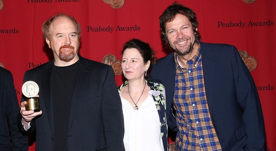 Louis C.K. menedzsere is bocsánatot kér, közben kirúgták