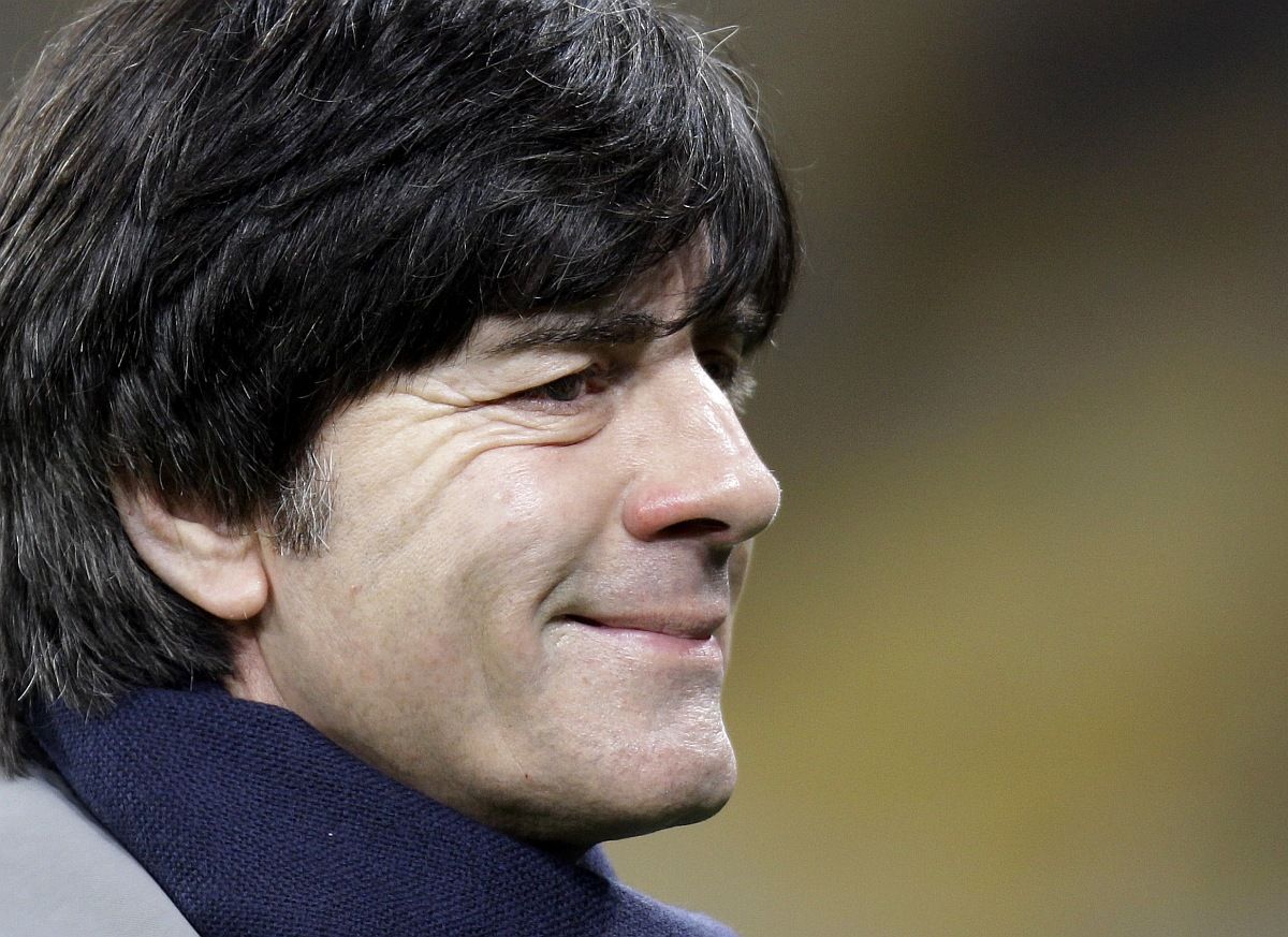 Töretlen a bizalom Joachim Löw felé