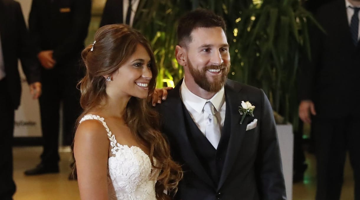 Messi nemcsak a gyepen, a parketten is ördögien ügyes – videó