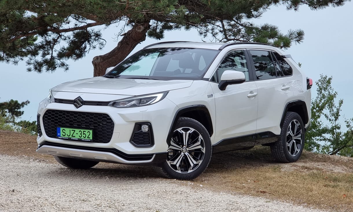 Mit tud egy 20 millió forintos Suzuki? Kipróbáltuk a zöld rendszámos és 306 lóerős Acrosst