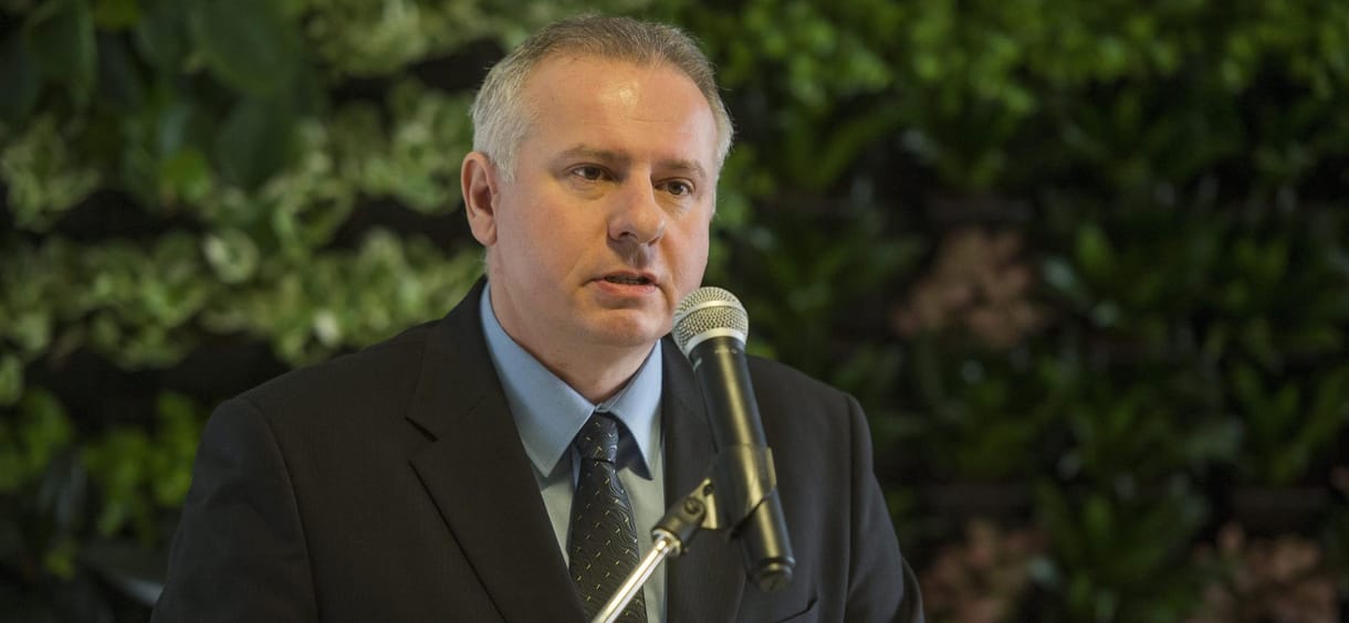Csak a polgármester engedélyével költekezhetnek az önkormányzati intézmények Pécsen